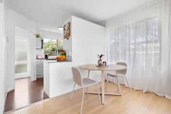 5/1 Fifth Avenue, Mount Albert