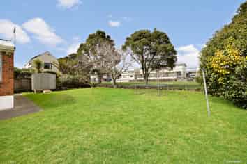 5/1 Fifth Avenue, Mount Albert