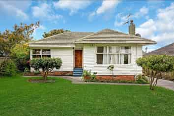 60 Preston Road, Clover Park