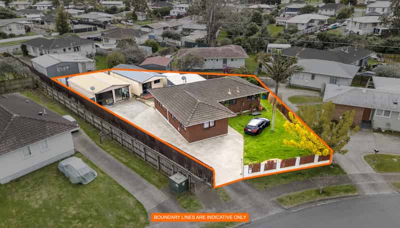 47 Chadwick Cres, Mangere East