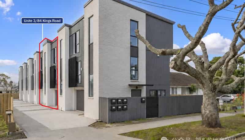 3/84 Kings Road, Panmure