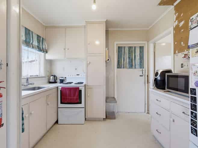 41 Shirley Street, Mangakakahi