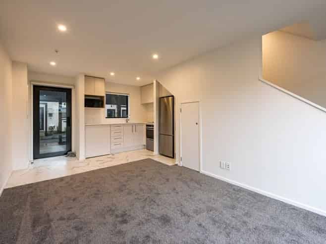 4/9 Avery Grove, Boulcott