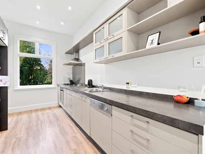 124 Edward Avenue, Edgeware