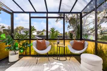 1/6 Pokapu Street, Titirangi