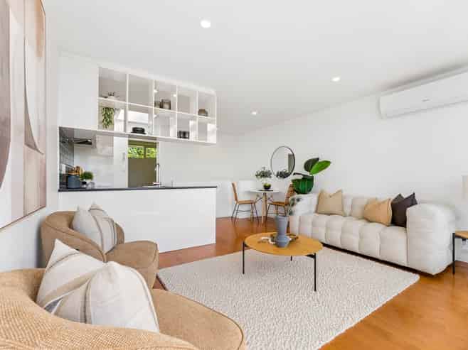 2/34 Sylvan Park Avenue, Milford