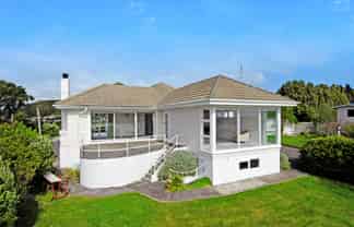 49 Seaview Road, Paremata