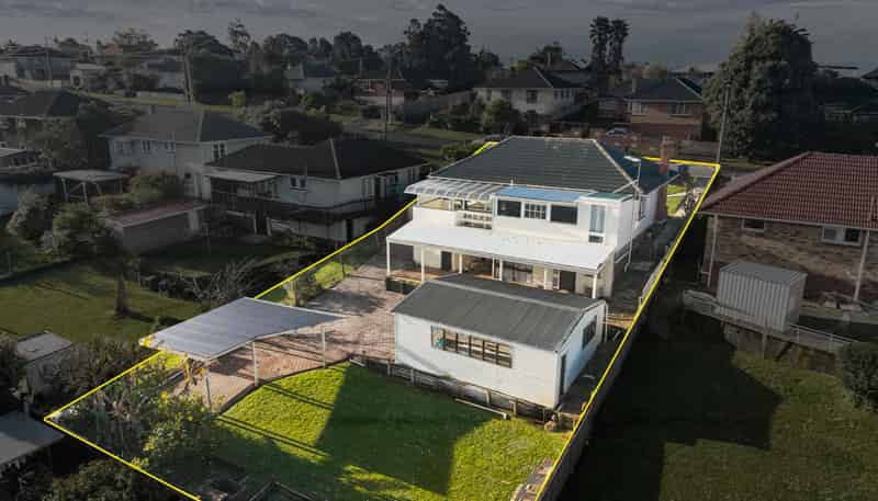 13 Kohekohe Street, New Lynn