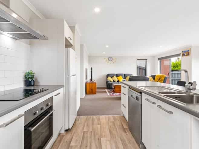 17 Waharau Lane, Ramarama