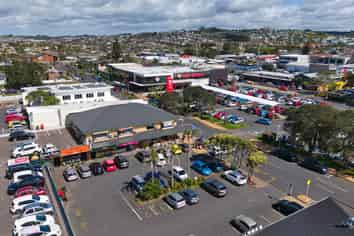 Affordable premises in the Heart of Orewa
