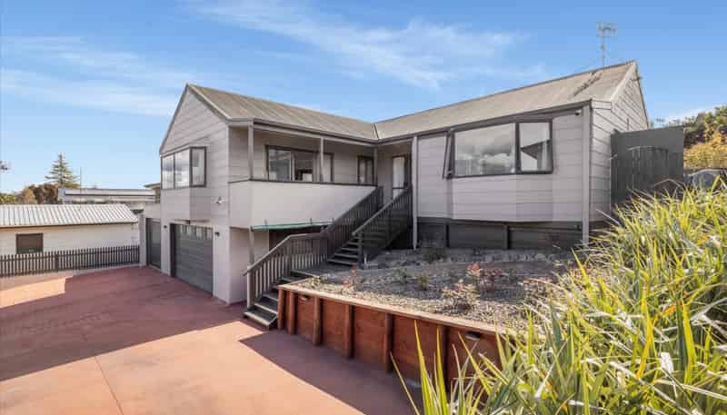 395 Welcome Bay Road, Welcome Bay