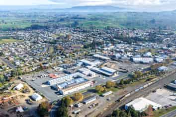 Commercial spaces for lease 