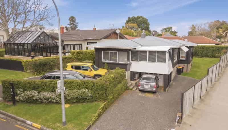 142 Spring Street, Tauranga