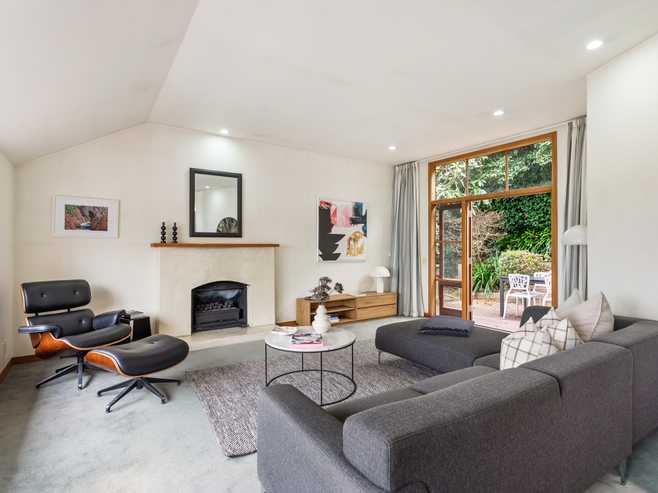 2/41 Takutai Street, Parnell