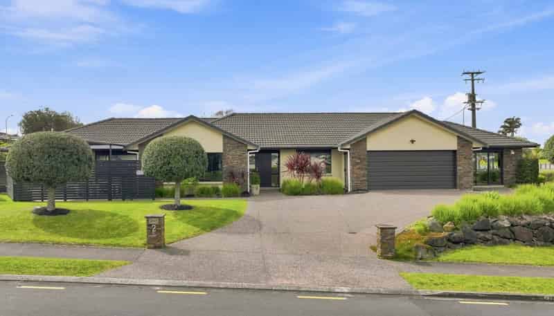 2 Flavell Drive, Orewa