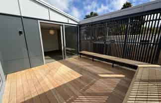 8a Roxburgh Grove, Petone