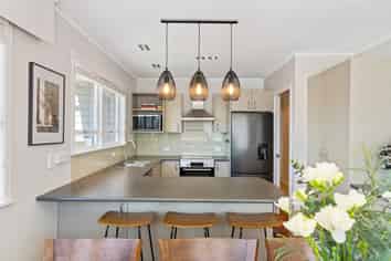 37 Sunnynook Road, Forrest Hill