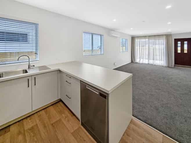 5/5 Westminster Road, Wainuiomata