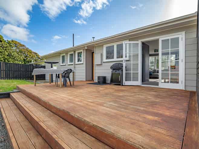 7 Ryder Crescent, Levin