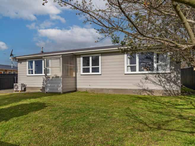 7 Ryder Crescent, Levin