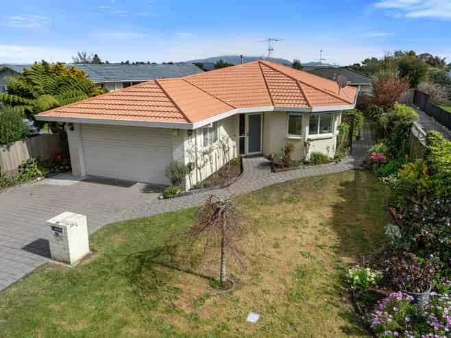 52 Parata Street, Waikanae