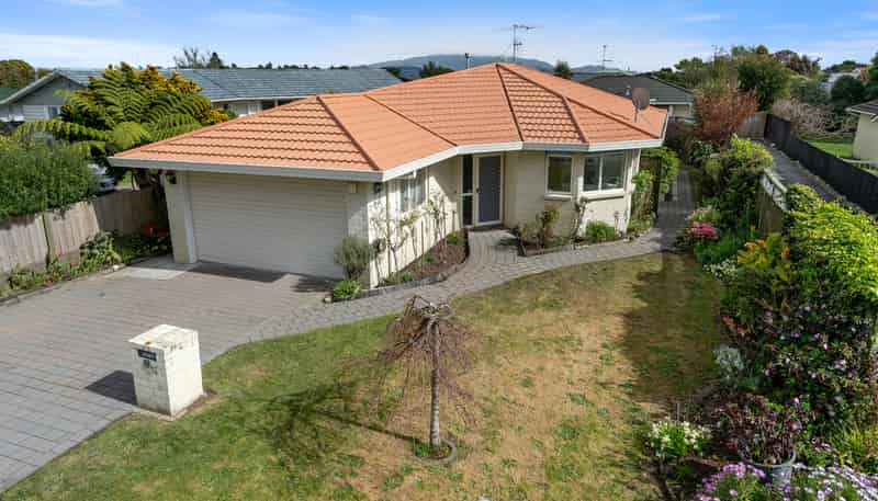 52 Parata Street, Waikanae