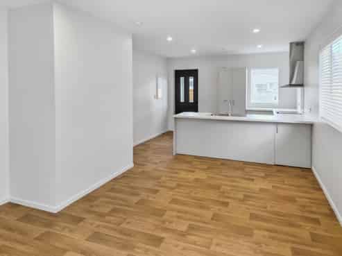 9/5 Westminster Road, Wainuiomata