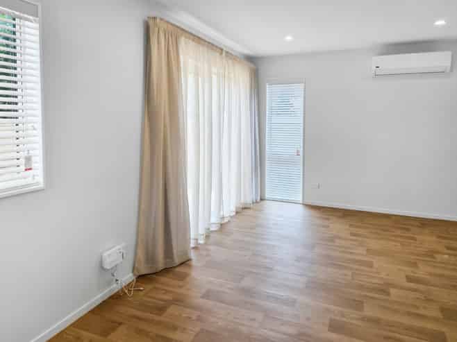 9/5 Westminster Road, Wainuiomata