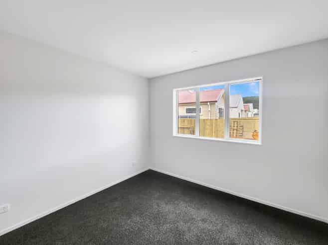 9/5 Westminster Road, Wainuiomata