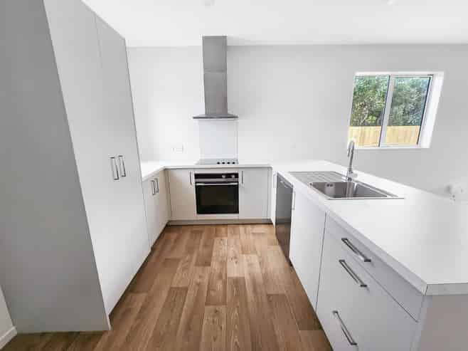 9/5 Westminster Road, Wainuiomata