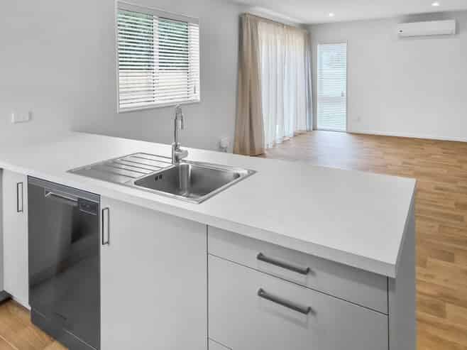 9/5 Westminster Road, Wainuiomata