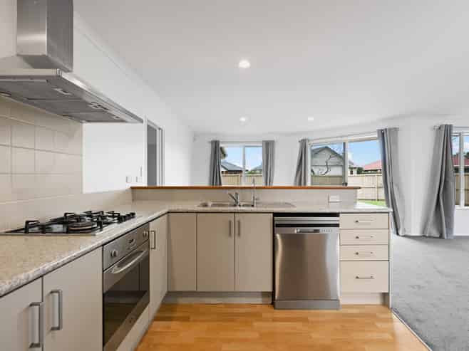 5 Carisbrook Place, Rototuna