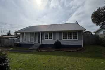 15 Stafford Street, Waihi