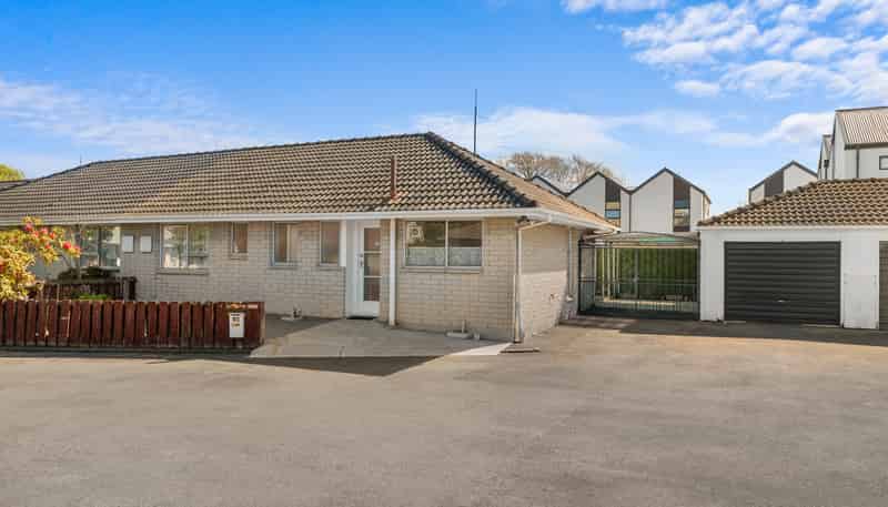 12 Woolston Court, Woolston