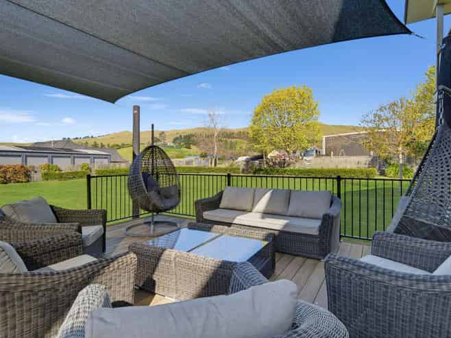 21 Glenhill Drive, Witherlea
