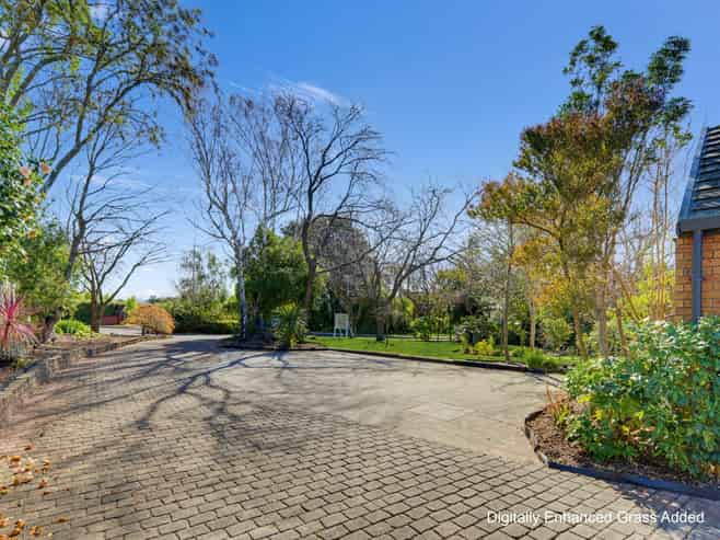 21 Glenhill Drive, Witherlea