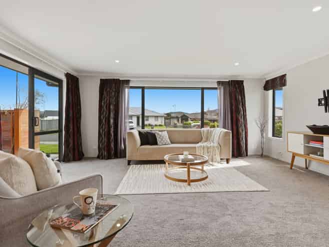 5 Dundee Road, Mosgiel