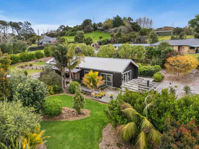 30 McCullough Road, Mangapai