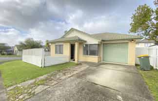 5C Charlenne Close, Ranui