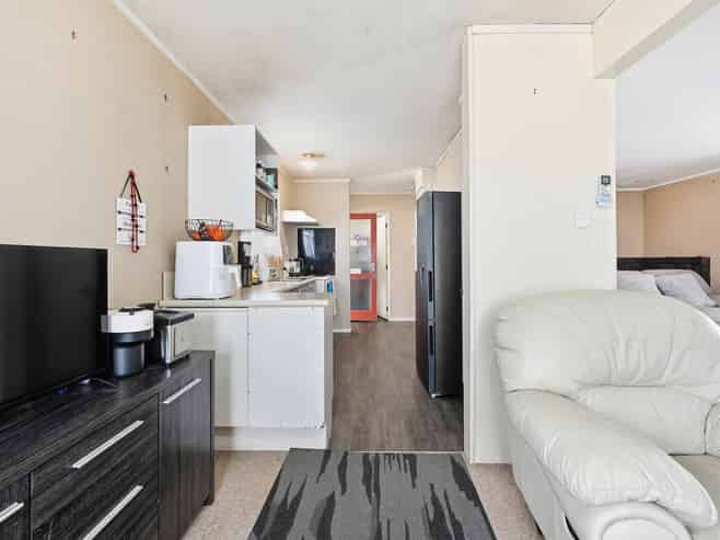 8B Spinel Place, Pukehangi