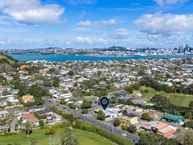 Scarce Devonport opportunity