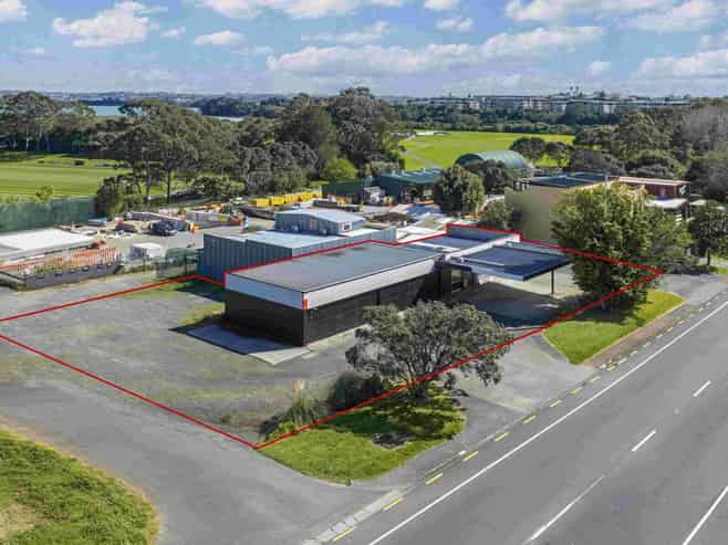 Scarce Devonport opportunity