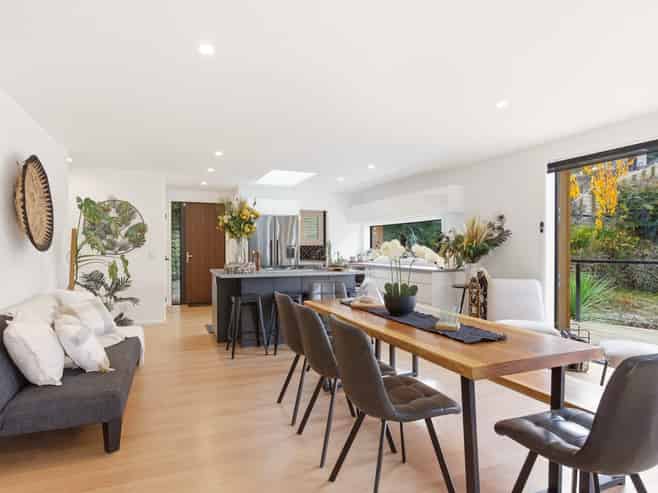 5C Aspen Grove, Fernhill