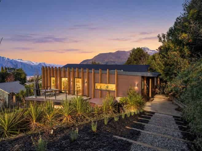 5C Aspen Grove, Fernhill