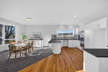 1482 Springs Road, Lincoln