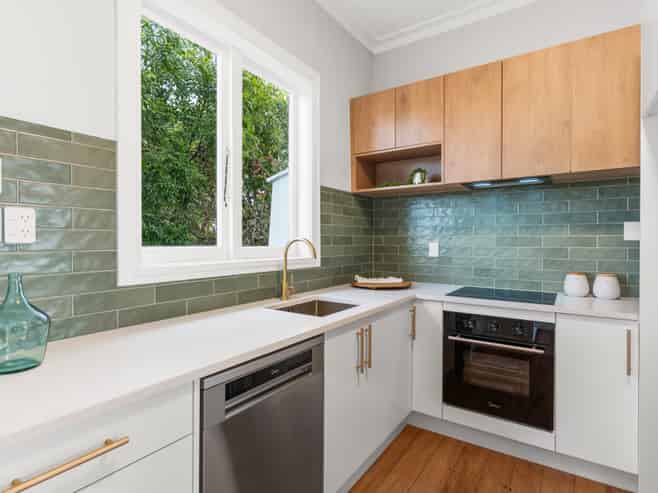 33a Roland Road, Greenhithe