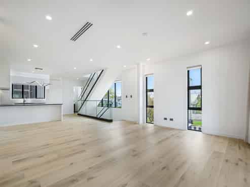 2/280 Great South Road, Epsom