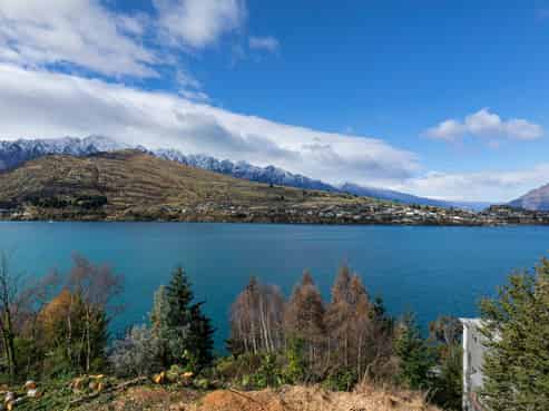 Lakefront development opportunity – RC granted