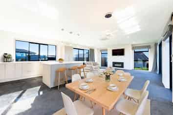 8 Lancewood Terrace, Oceanview