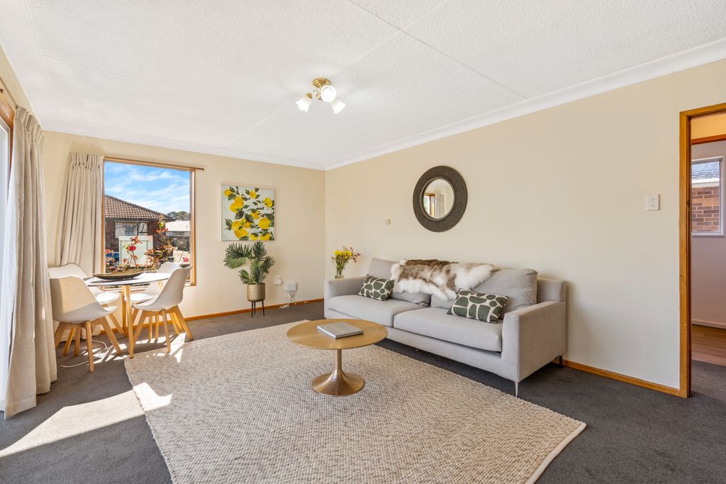 Sunny 2 Bedroom Unit In St Kilda 4